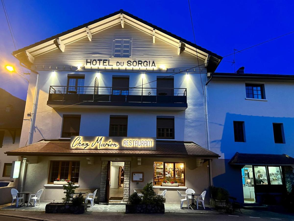 Hotel-Restaurant Le Sorgia Бельгард-сюр-Валзерин Экстерьер фото