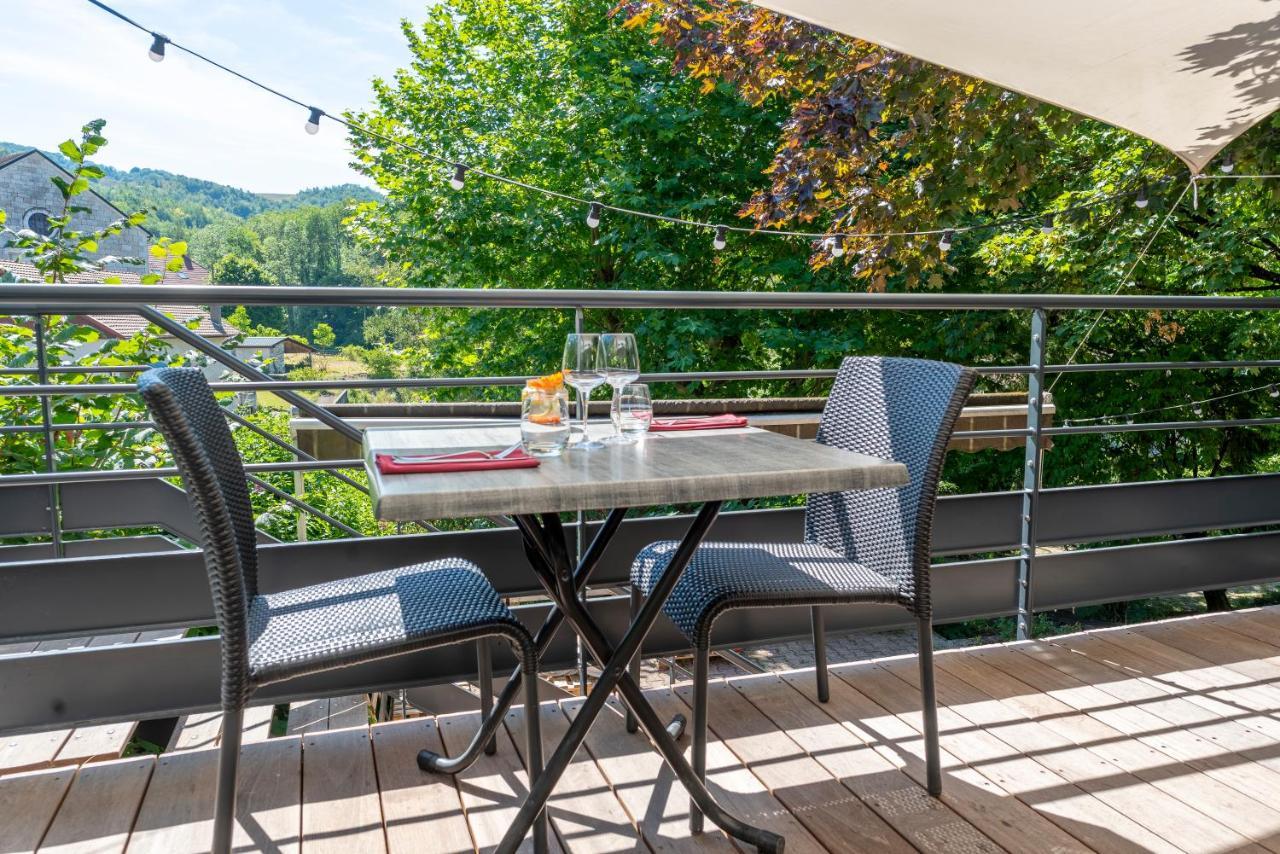 Hotel-Restaurant Le Sorgia Бельгард-сюр-Валзерин Экстерьер фото